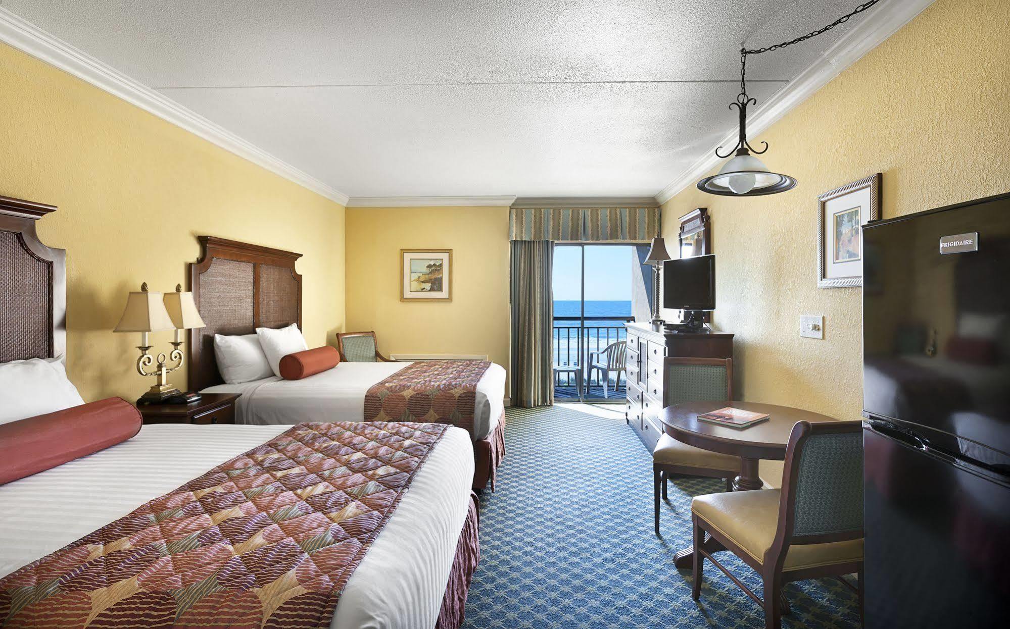 Holiday Pavilion Resort On The Boardwalk Myrtle Beach Bagian luar foto